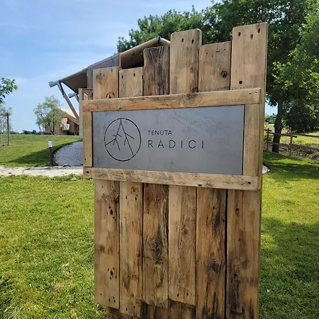 Farm stay Glamping Tenuta Radici